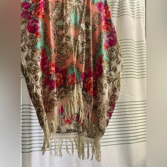 BONGO Floral Multicolor kimono - Picture 2 of 11